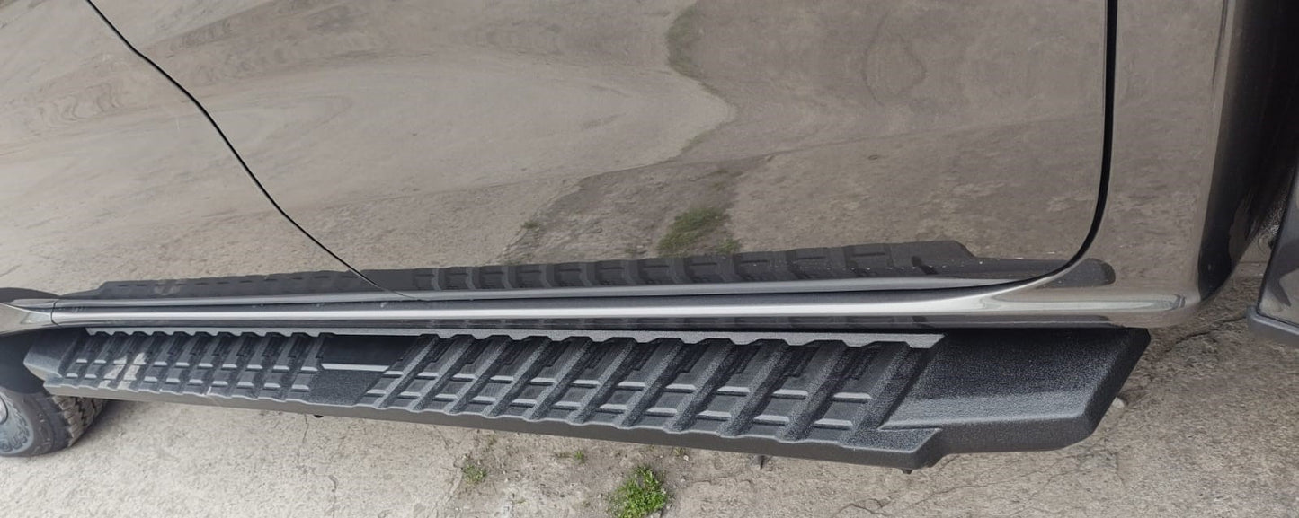 PISADERA FORD RANGER (2023+) | PLANA PLASTICA NEGRA | WINBO