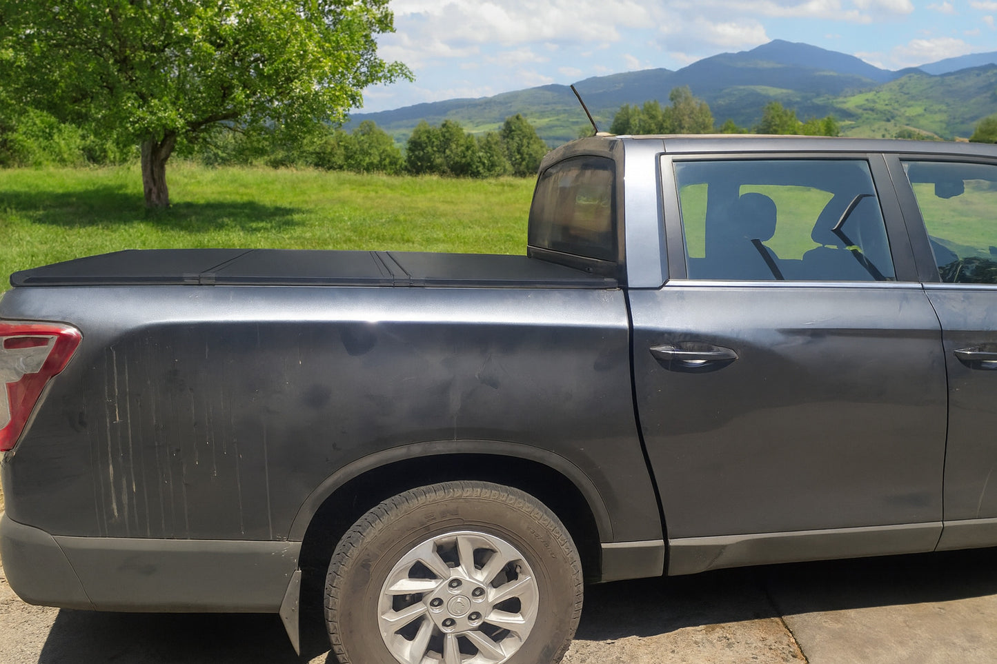 TAPA PLEGABLE SSANGYONG GRAND MUSSO (2021+) | SOBRE RIEL