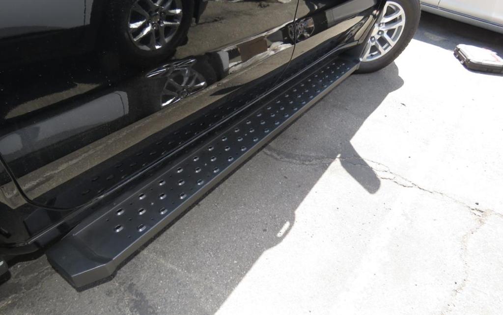 PISADERA FORD F150 D/C 5.5FT (2015+) | PLANA RATTLER NEGRA | WINBO