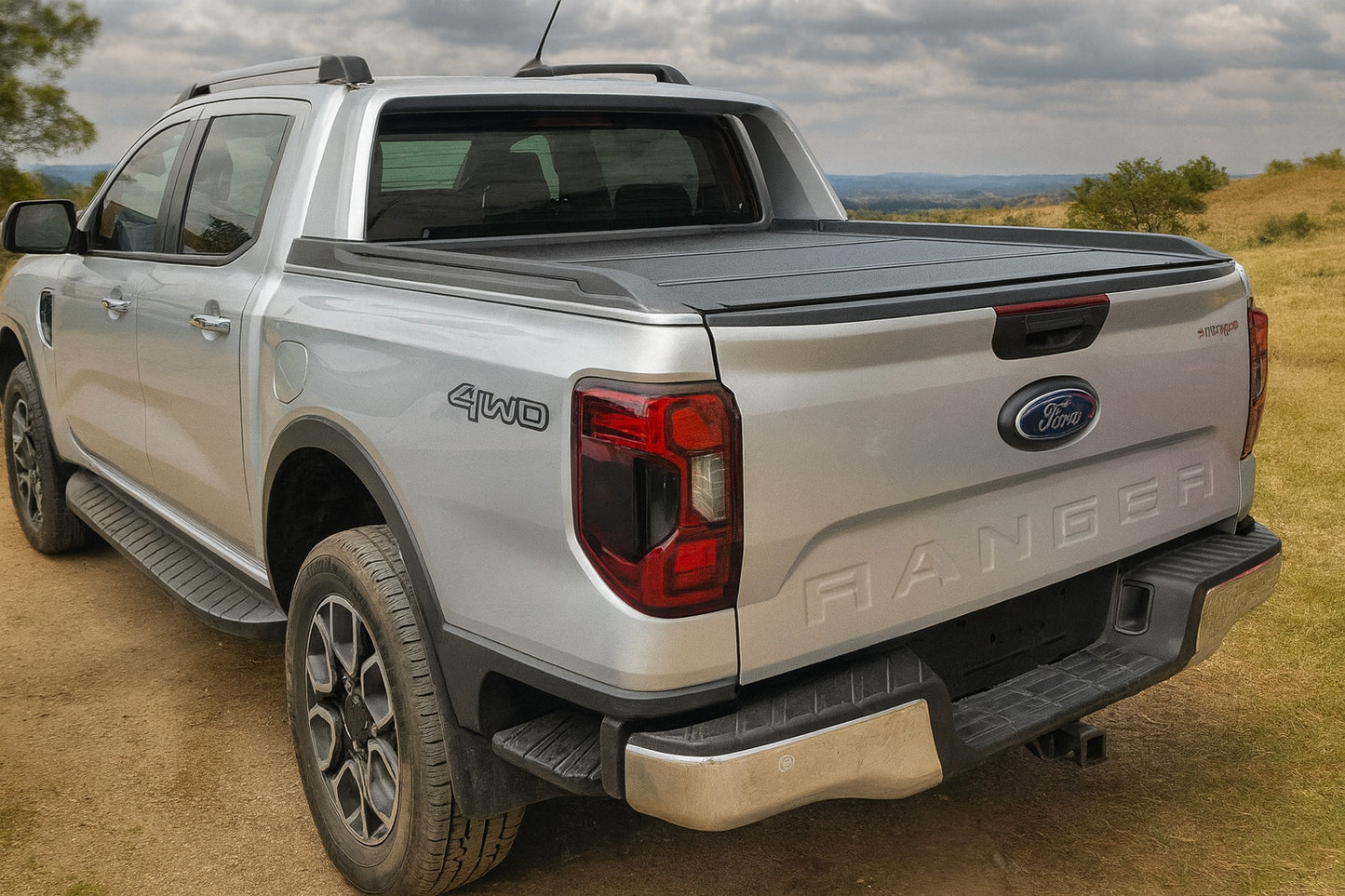 TAPA PLEGABLE FORD RANGER LIMITED (2023+) | BAJO RIEL | WINBO