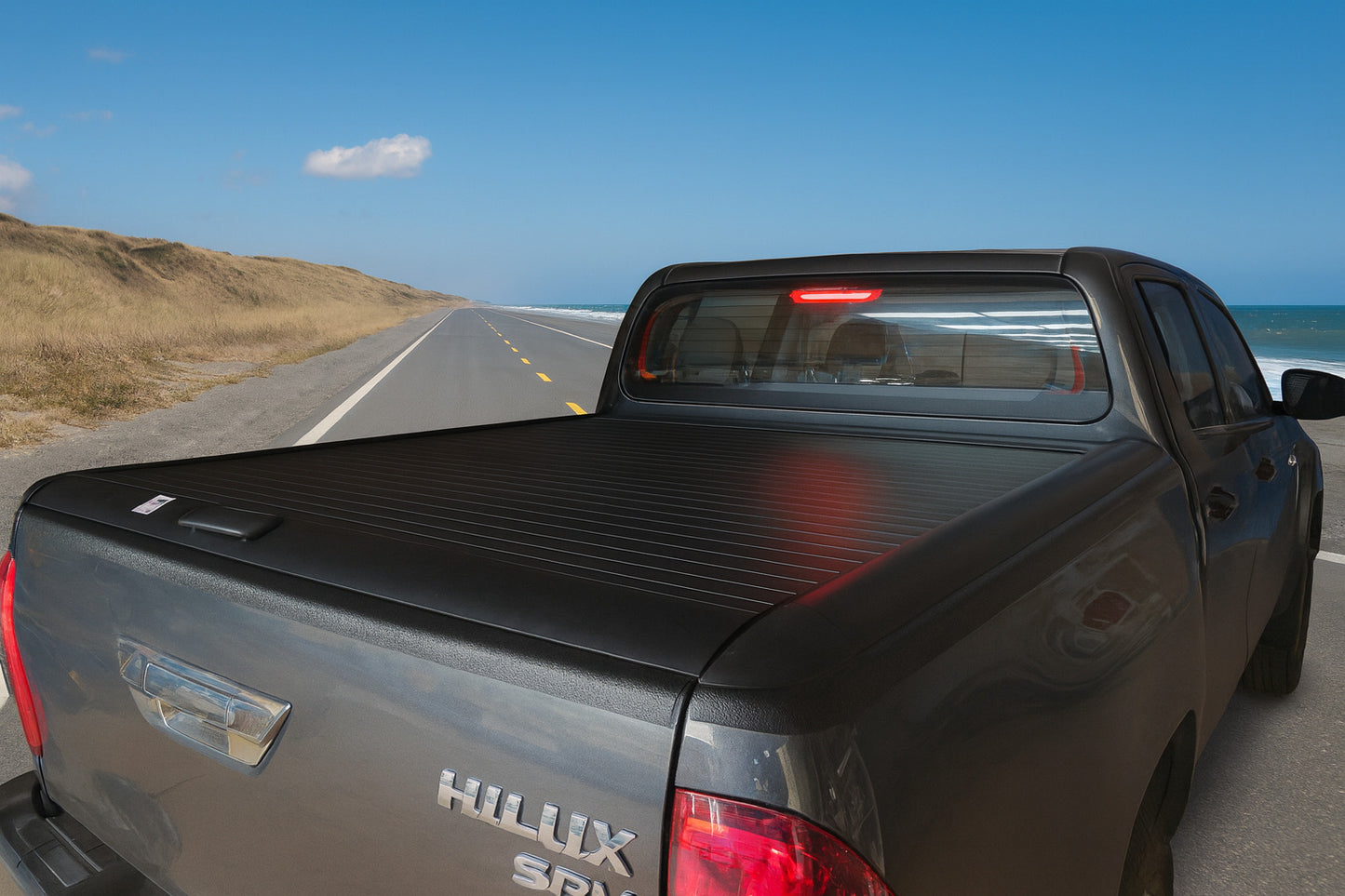 TAPA RETRACTIL TOYOTA HILUX D/C (2015+) | WINBO