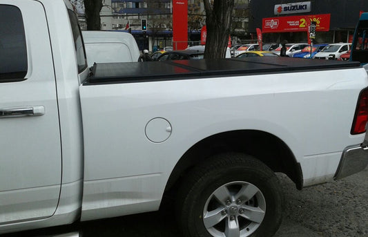TAPA PLEGABLE RAM 6.4FT (2009-2018) | SOBRE RIEL