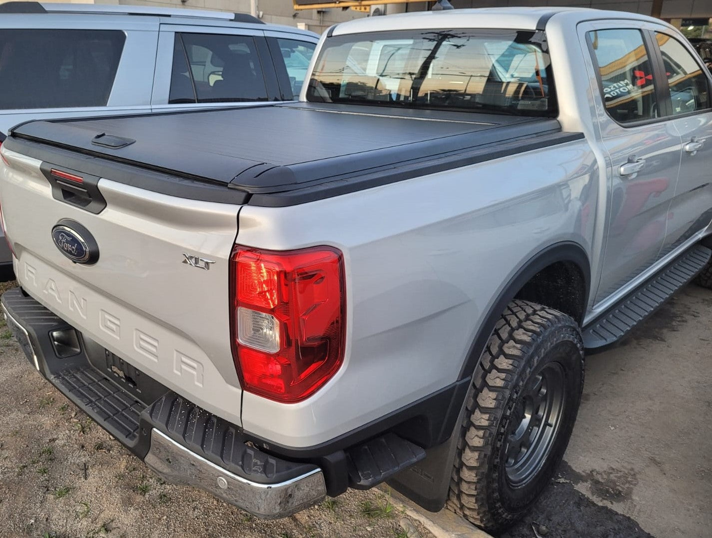 TAPA RETRACTIL FORD RANGER XLT (2023+) | WINBO