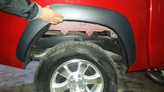 EXTENSION DE TAPABARROS TOYOTA HILUX 4X2 (2015+)
